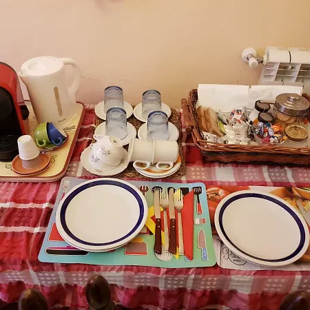 Felicita Quarto em Acomodações Particulares *